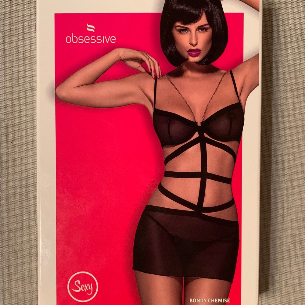 Obsessive Bondy Chemise and Thong